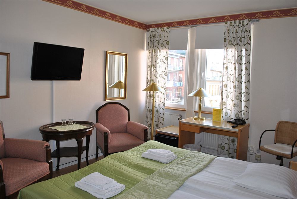 Solsta Hotell คาร์ลสตัด ภายนอก รูปภาพ
