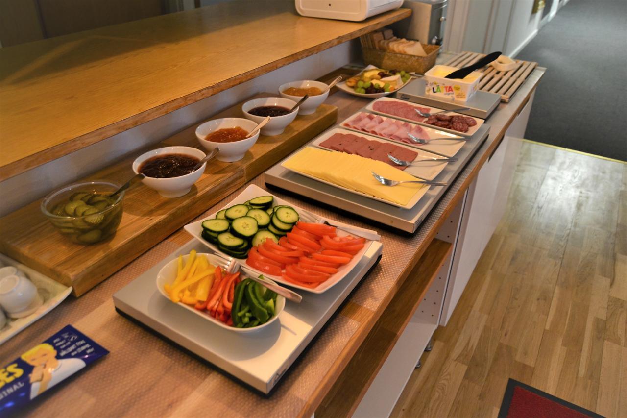 Solsta Hotell คาร์ลสตัด ภายนอก รูปภาพ