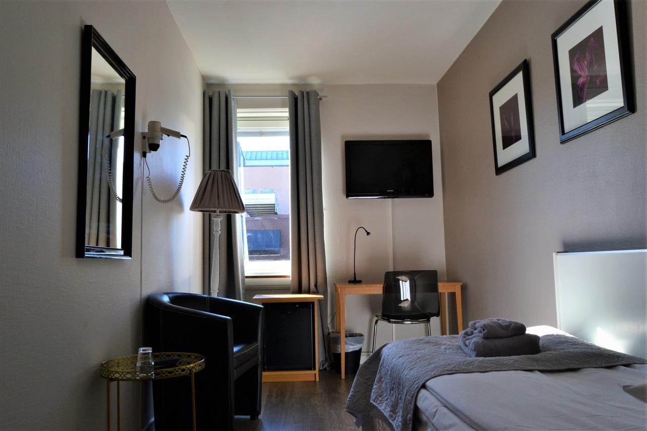 Solsta Hotell คาร์ลสตัด ภายนอก รูปภาพ