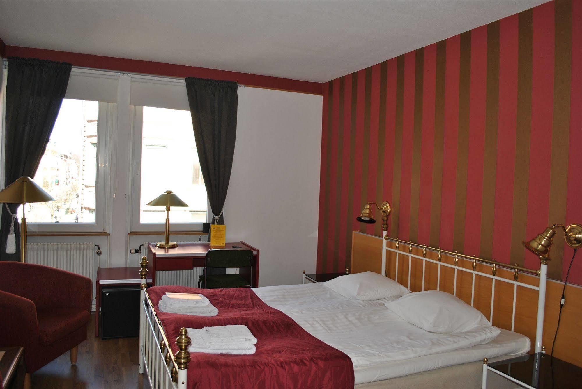 Solsta Hotell คาร์ลสตัด ภายนอก รูปภาพ