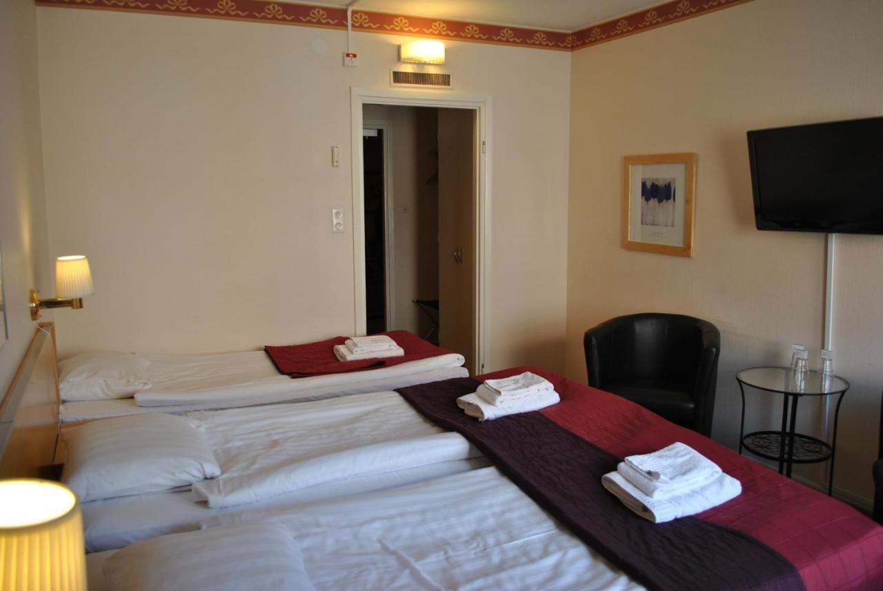 Solsta Hotell คาร์ลสตัด ภายนอก รูปภาพ